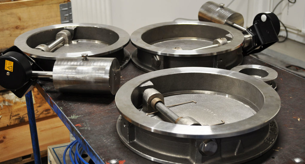 Engelsberg Swing check valves with counterweight