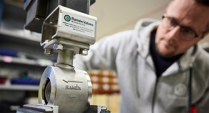 Ramén KS Kulsektorventil service Ramén KS Kulsektorventil i verkstaden